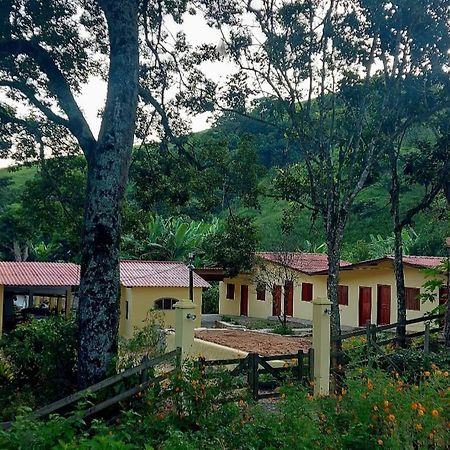 Pousada Sitio Monte Sinai São José do Barreiro Buitenkant foto