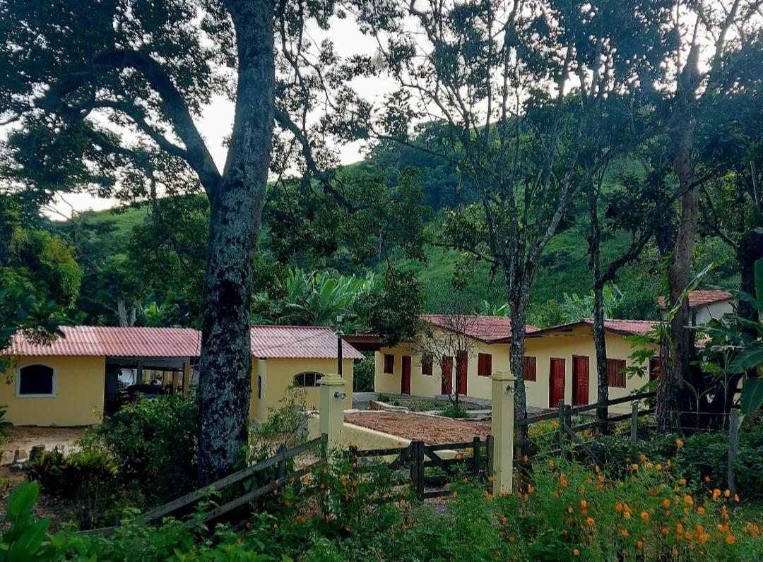 Pousada Sitio Monte Sinai São José do Barreiro Buitenkant foto
